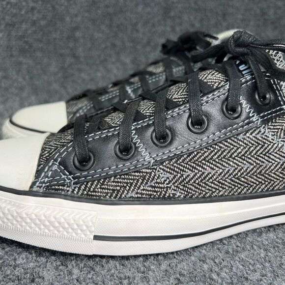 Converse Sneakers‎ Women's Size 10 Black Chuck Taylor All Star Low Lace Shoes - Picture 5 of 13